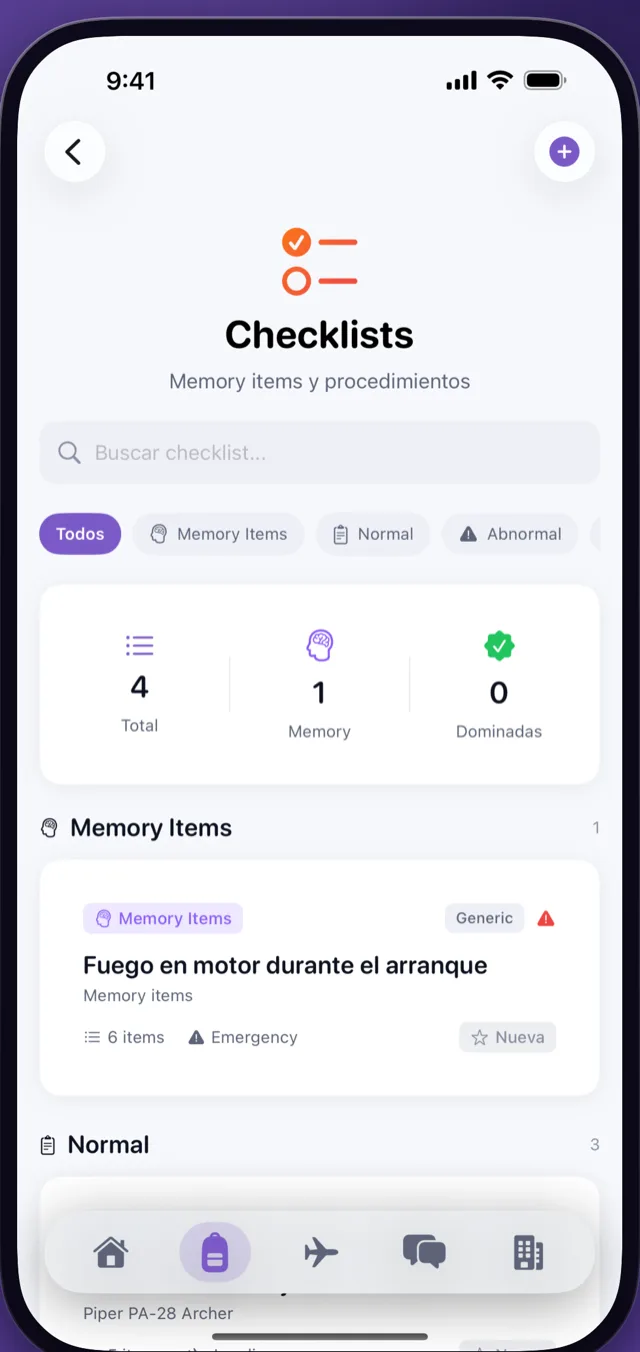 Checklists de CrewReady con memory items de emergencia y procedimientos normales del Piper Archer (iPhone)
