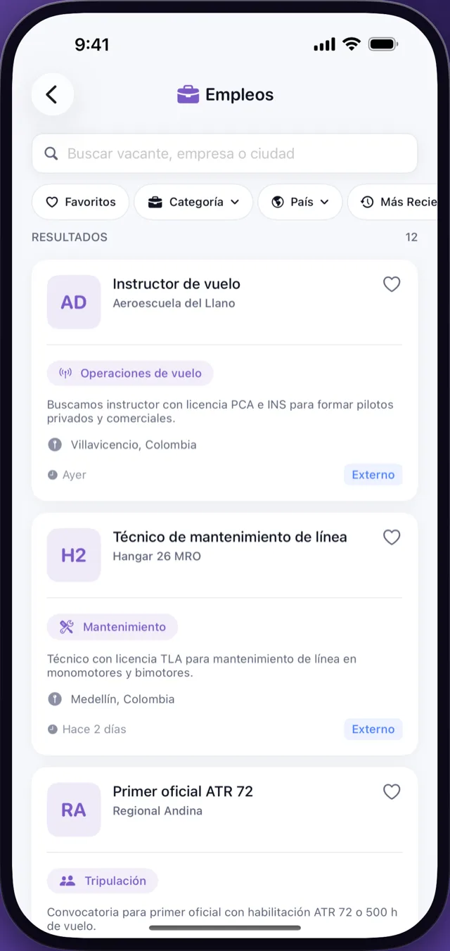Vacantes de CrewReady para instructor de vuelo, técnico de mantenimiento y primer oficial (iPhone)